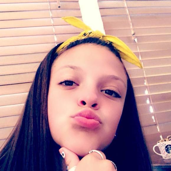 Meet your Posher, Bailee - Picture 1 of 1